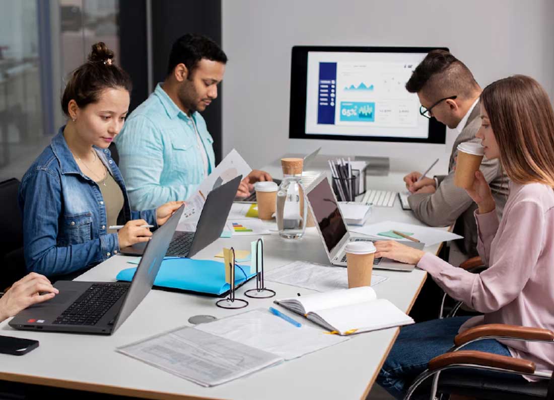 What kind of working space would you select for yourself? Which is more beneficial? A coworking space or an office space?